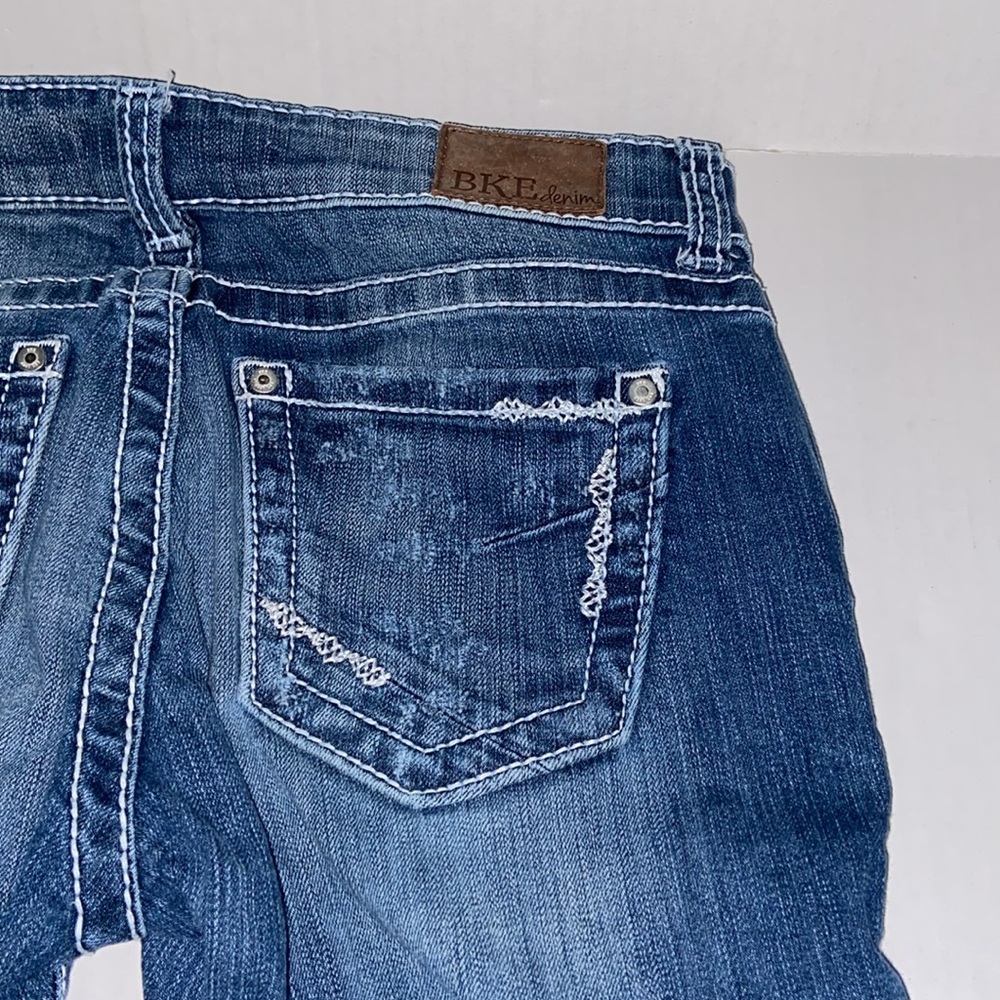 BKE Sabrina Women’s Size 27 Denim Capri Jeans - Picture 9 of 14